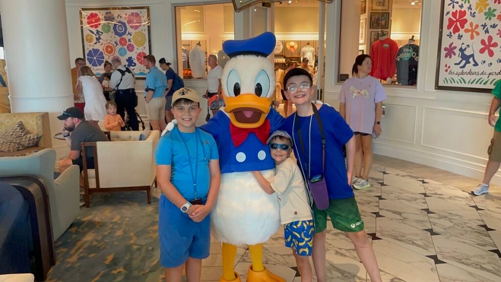 Donald Duck meeting people at the Riviera resort lobby